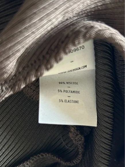 NWT Goldsign Pieced Mock Neck Bodysuit - Picture 8 of 9